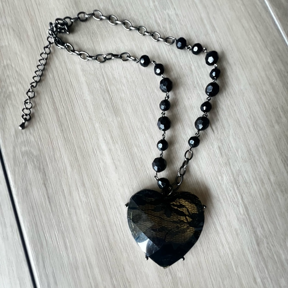 NEW Black Heart Pendant Necklace